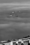 ../foto/ridottexsito/35_9_2-22-MA-navi tra le nuvole-01.jpg
